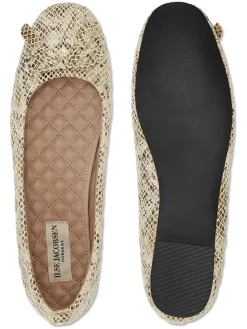 Ballerina's beige