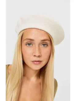 Baret met aandeel wol crème