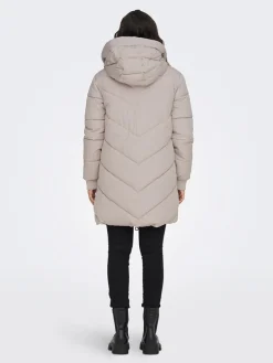 Doorgestikte jas beige