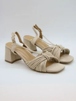 Haksandalen beige