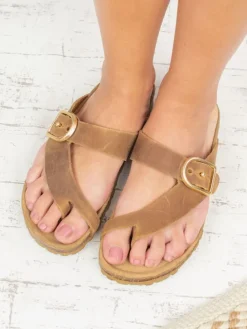 Leren teenslippers bruin