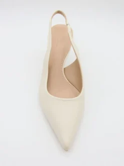 Pumps met bandje beige