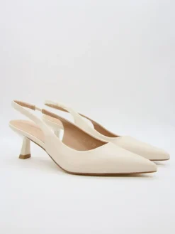 Pumps met bandje beige