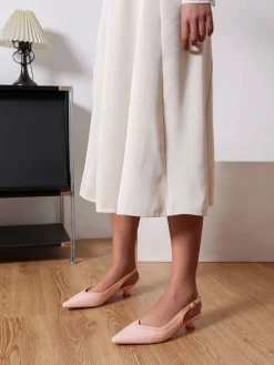 Pumps met bandje lichtroze
