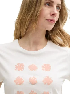 Shirt wit