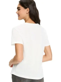 Shirt wit