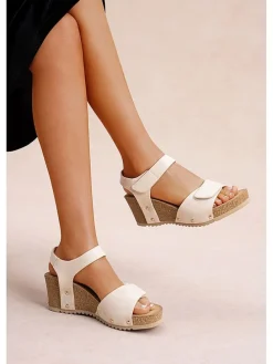 Sleehaksandalen beige