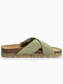 Slippers 