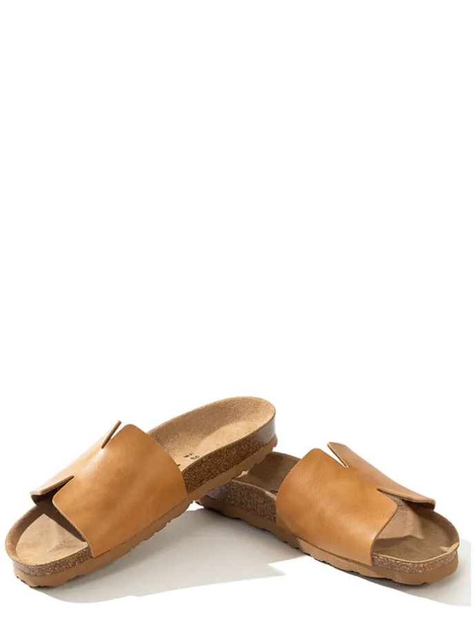 Slippers "Djeelia" camel