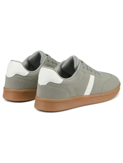 Sneakers grijs