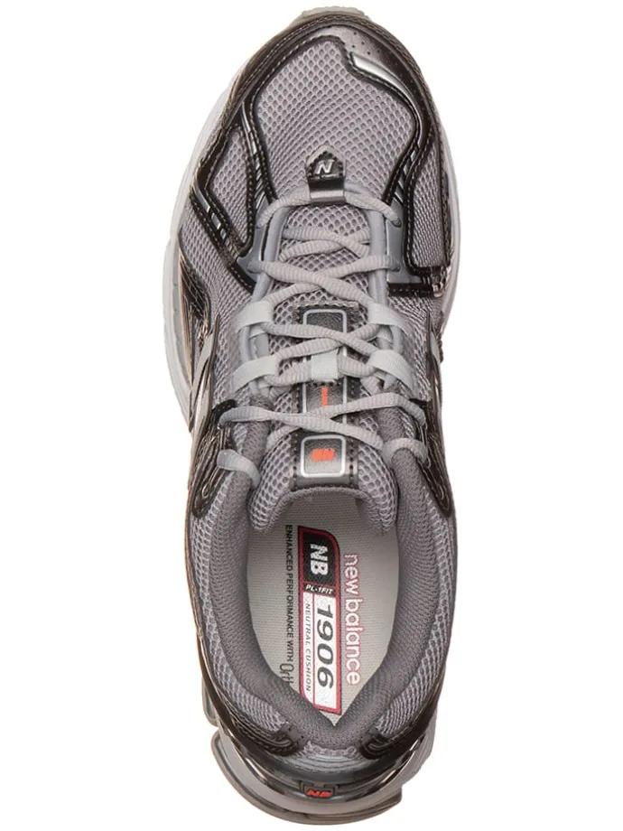 Sneakers "1906R" antraciet