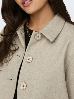 Tusssenjas beige