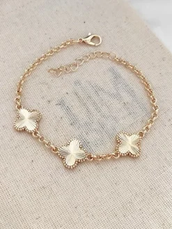 Vergulde armband met sierelementen