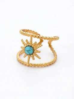 Vergulde ring met edelsteen