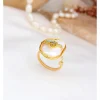 Vergulde ring met edelstenen