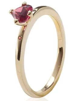Vergulde ring met kristal