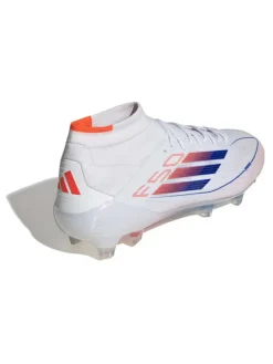 Voetbalschoenen met noppen 