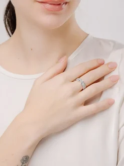 Zilveren ring met edelstenen