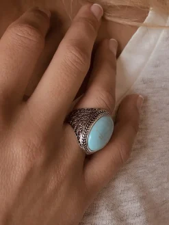 Zilveren ring met siersteen